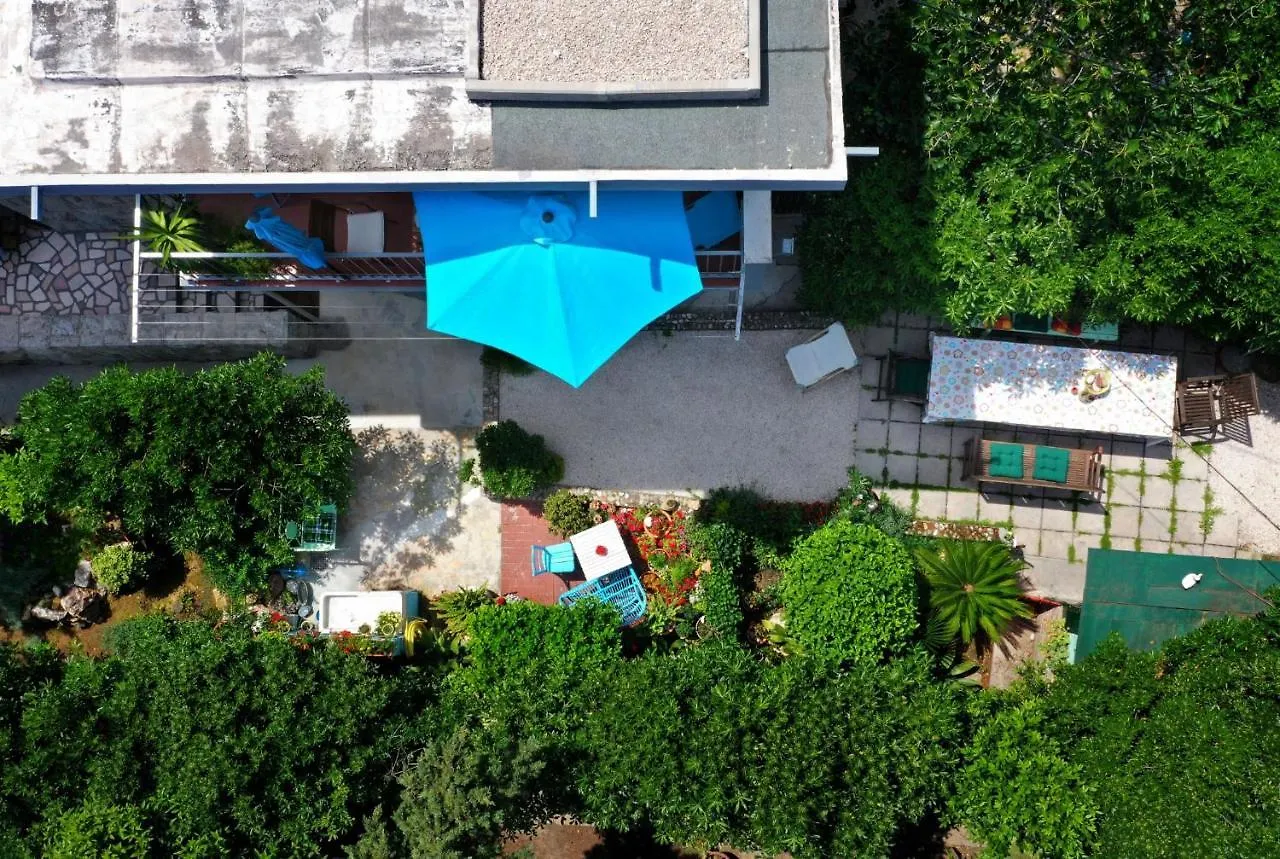 Beachfront Apartment Mala Tereza スプリト